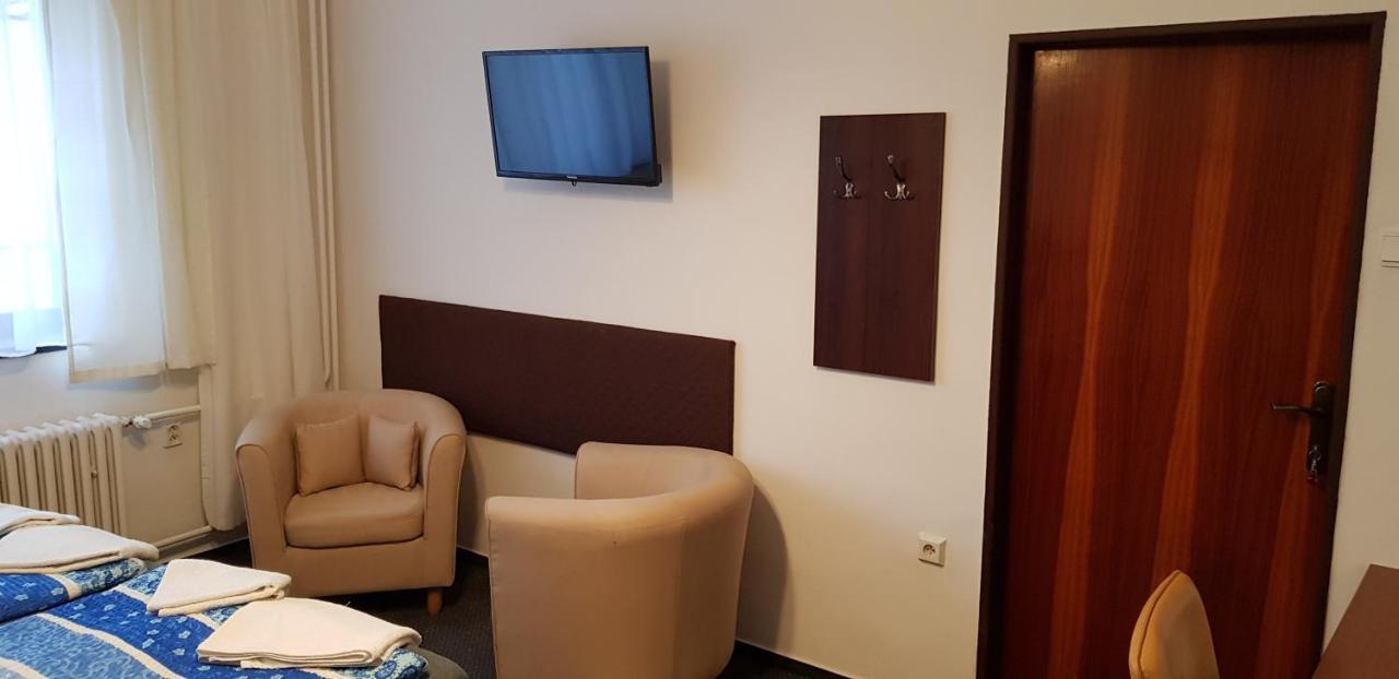 Pension & Restaurace Na Rychte Prag Dış mekan fotoğraf
